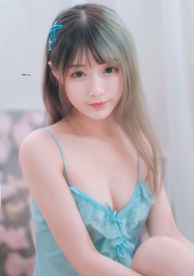 国产奔驰gla多少钱_JVID性感写真