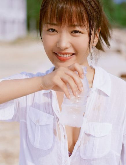 欧美模特黑色创意摄影_国产剧日韩电影在线
