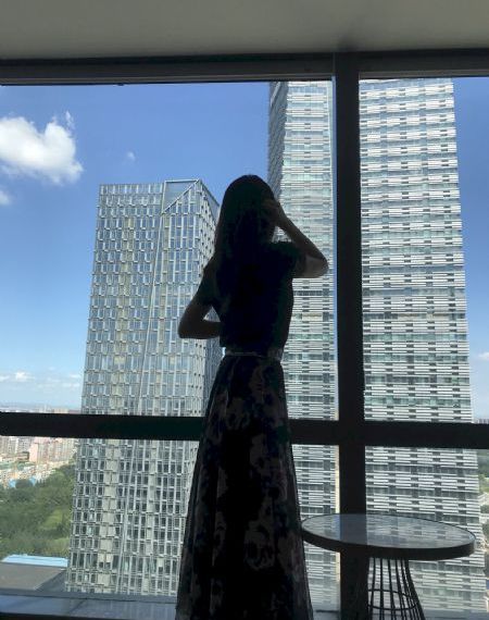 欧美制服丝袜美女写真_DVD电影在线看