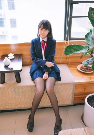 欧美冬季牛仔叠穿街拍_BD韩语免费播放